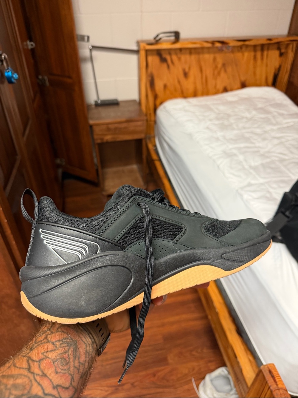 Men's Black and Gum TYR
